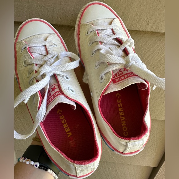 Low-top Multi-colored Converse Size 4 - Picture 5 of 8